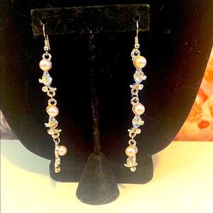 Silver Crystal & White Pearls Earrings
